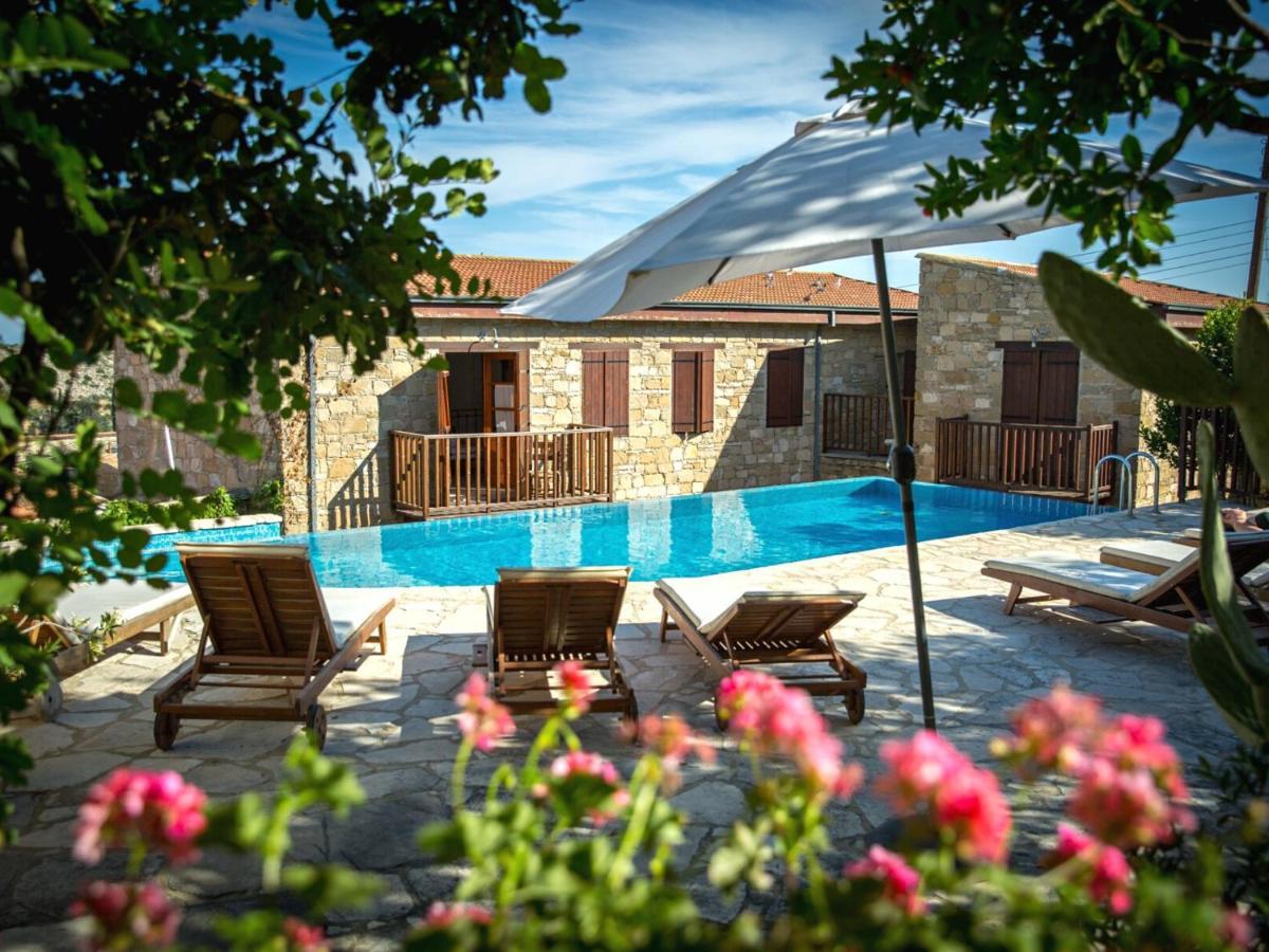 Eveleos Country House Tochni Luaran gambar